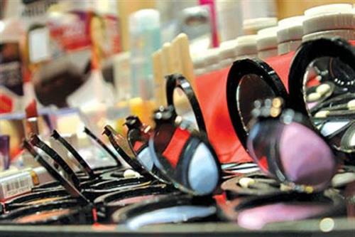 بیشتر محصولات آرایشی و بهداشتی خارجی در سطح عرضه قاچاق است