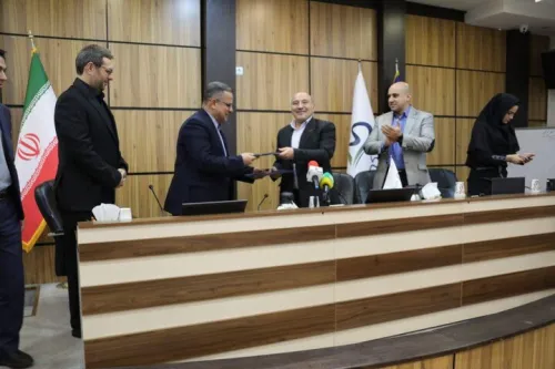 ماکو به سمت نسل هفتم مناطق آزاد از باغ های فناور تا قطب دیتاسنتر کشور